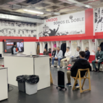 Daniel Colino en el centro de negocios de la cultural en el vestuario del equipo Cultural y Deportiva Leonesa